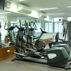 Отель iCheck inn Residences Patong фитнесс-зал