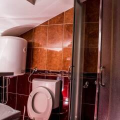 Отель D & Sons Apartments Черногория, Котор - 1 отзыв об отеле, цены и фото номеров - забронировать отель D & Sons Apartments онлайн ванная фото 2