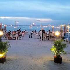 Отель Tawaen Beach Resort