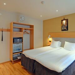 Best Western Hotel Royal сейф в номере