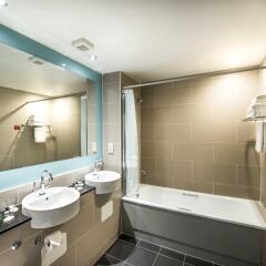 Отель Leonardo Boutique Hotel Edinburgh City Великобритания, Эдинбург - отзывы, цены и фото номеров - забронировать отель Leonardo Boutique Hotel Edinburgh City онлайн ванная