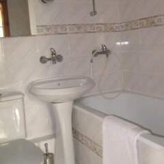Отель Guest House Barbov Болгария, Аврен - отзывы, цены и фото номеров - забронировать отель Guest House Barbov онлайн ванная