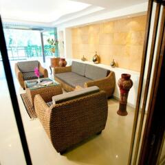 Отель Green Point Resort Бангкок комната для гостей