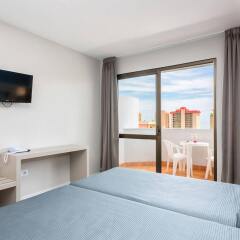 Отель Aparthotel Veramar Испания, Фуэнхирола - 2 отзыва об отеле, цены и фото номеров - забронировать отель Aparthotel Veramar онлайн удобства в номере