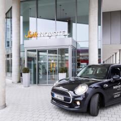 Отель Novotel Suites Hannover городской автобус