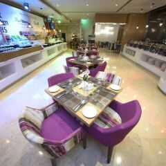 Отель Best Western Plus Pearl Creek гостиничный бар