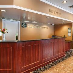 Отель BEST WESTERN PLUS Carlton Plaza Hotel Канада, Виктория - отзывы, цены и фото номеров - забронировать отель BEST WESTERN PLUS Carlton Plaza Hotel онлайн интерьер отеля фото 2