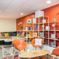 Отель Aparthotel Adagio access Paris Asnieres гостиничный бар