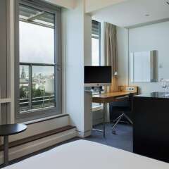 DoubleTree by Hilton Hotel Amsterdam Centraal Station удобства в номере фото 2