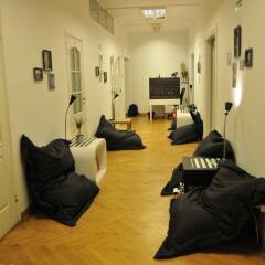 Warsaw Center Hostel фитнесс-зал