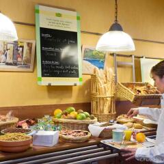 Отель ibis Marseille Timone питание