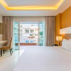 Отель Chanalai Hillside Resort, Karon Beach 4* Номер Делюкс разные типы кроватей