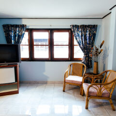 Thipurai Beach Hotel Annex удобства в номере