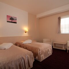 Hotel Nevis Wellness & SPA in Oradea, Romania from 95$, photos, reviews - zenhotels.com guestroom photo 2