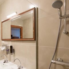 Hotel King's Court in Amsterdam, Netherlands from 225$, photos, reviews - zenhotels.com bathroom photo 2