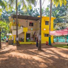 Отель Roadhouse Hostels Palolem Goa парковка