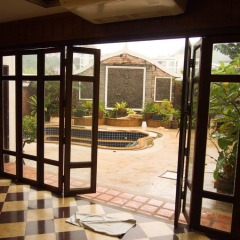 Renoir boutique hotel балкон