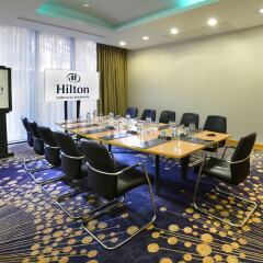 Отель Hilton Dublin Kilmainham интерьер отеля