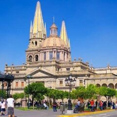 Отель Casa Expiatorio городской автобус