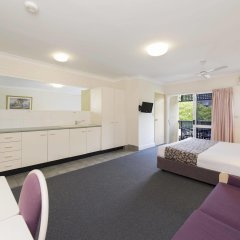 Отель Benson Court Motel Австралия, Брисбен - отзывы, цены и фото номеров - забронировать отель Benson Court Motel онлайн комната для гостей фото 3