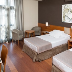 Отель Catalona Plaza Cataluña Испания, Барселона - 1 отзыв об отеле, цены и фото номеров - забронировать отель Catalona Plaza Cataluña онлайн комната для гостей фото 4