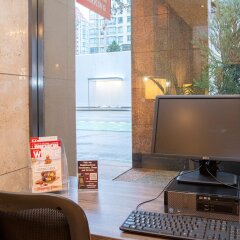 Отель Landis Hotel & Suites Канада, Ванкувер - отзывы, цены и фото номеров - забронировать отель Landis Hotel & Suites онлайн интерьер отеля фото 2