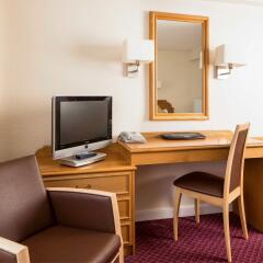 Mercure Edinburgh City - Princes Street Hotel удобства в номере фото 2