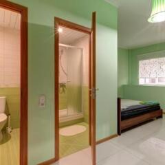 Гостиница Mini Hotel 7-Ya Parkovaya 2к1 в Москве отзывы, цены и фото номеров - забронировать гостиницу Mini Hotel 7-Ya Parkovaya 2к1 онлайн Москва ванная