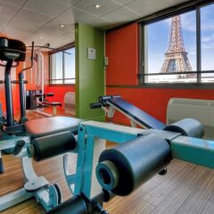Отель Mercure Paris Centre Tour Eiffel Париж фитнесс-зал фото 4