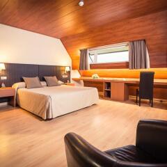 Отель Balneario Rocallaura 4* Полулюкс