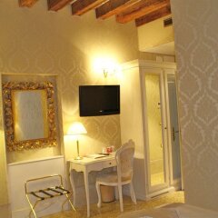 Hotel Al Duca Di Venezia удобства в номере фото 2