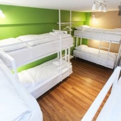 Caupo Hostel сейф в номере