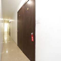 OYO 13214 Hotel Metro 7x11 интерьер отеля фото 2