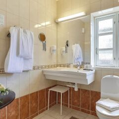 Отель Helnan Marselis Hotel Дания, Орхус - отзывы, цены и фото номеров - забронировать отель Helnan Marselis Hotel онлайн ванная фото 2