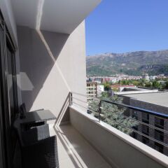 Отель Butua Residence Черногория, Будва - отзывы, цены и фото номеров - забронировать отель Butua Residence онлайн балкон