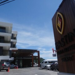 Отель Yama Phuket парковка