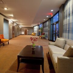 Отель Holiday Inn Columbus - Hilliard Колумбус