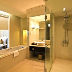 Отель La Sapinette Hotel Вьетнам, Далат - отзывы, цены и фото номеров - забронировать отель La Sapinette Hotel онлайн ванная фото 2