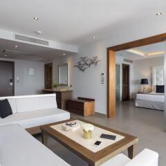 Boutique 5 Hotel & Spa - Adults Only комната для гостей фото 13