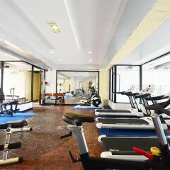 Отель Baywalk Residence Pattaya By Thaiwat фитнесс-зал фото 4