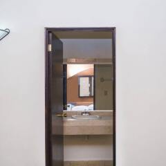 Отель Sahara Мексика, Плая-дель-Кармен - отзывы, цены и фото номеров - забронировать отель Sahara онлайн ванная