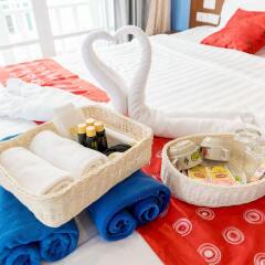 Отель Phuket Chaba Hotel Таиланд, Пхукет - 1 отзыв об отеле, цены и фото номеров - забронировать отель Phuket Chaba Hotel онлайн в номере