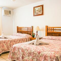 Hotel Vallartasol сейф в номере