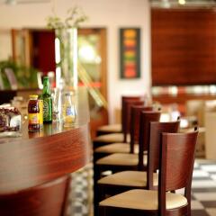 Отель Hôtel Ibis Toulouse Purpan Франция, Тулуза - отзывы, цены и фото номеров - забронировать отель Hôtel Ibis Toulouse Purpan онлайн питание фото 3