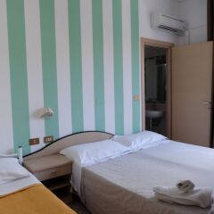 Hotel Kim комната для гостей фото 3