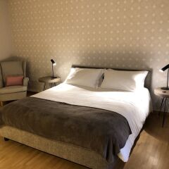 Отель 200 Rooms & Terrace Бари комната для гостей