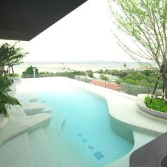 Отель X2 Vibe Pattaya Seaphere Residence