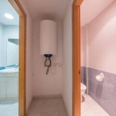 Отель Apartamentos AR Nautic Испания, Бланес - отзывы, цены и фото номеров - забронировать отель Apartamentos AR Nautic онлайн ванная
