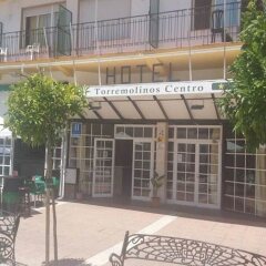 Отель Torremolinos Centro Испания, Торремолинос - отзывы, цены и фото номеров - забронировать отель Torremolinos Centro онлайн бассейн фото 2