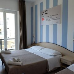 Hotel Kim комната для гостей